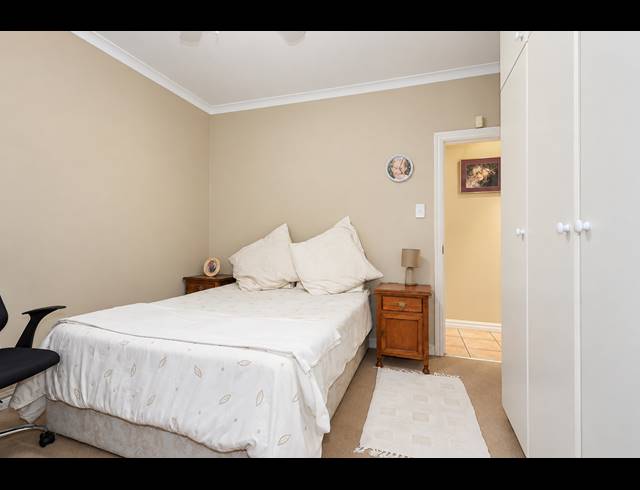 2 BEDROOM TOWNHOUSE FOR SALE IN WATERFALL
